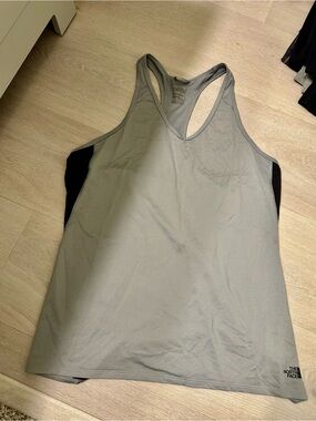 The North Face Women’s Flash Dry Gray Black Tank Top XL